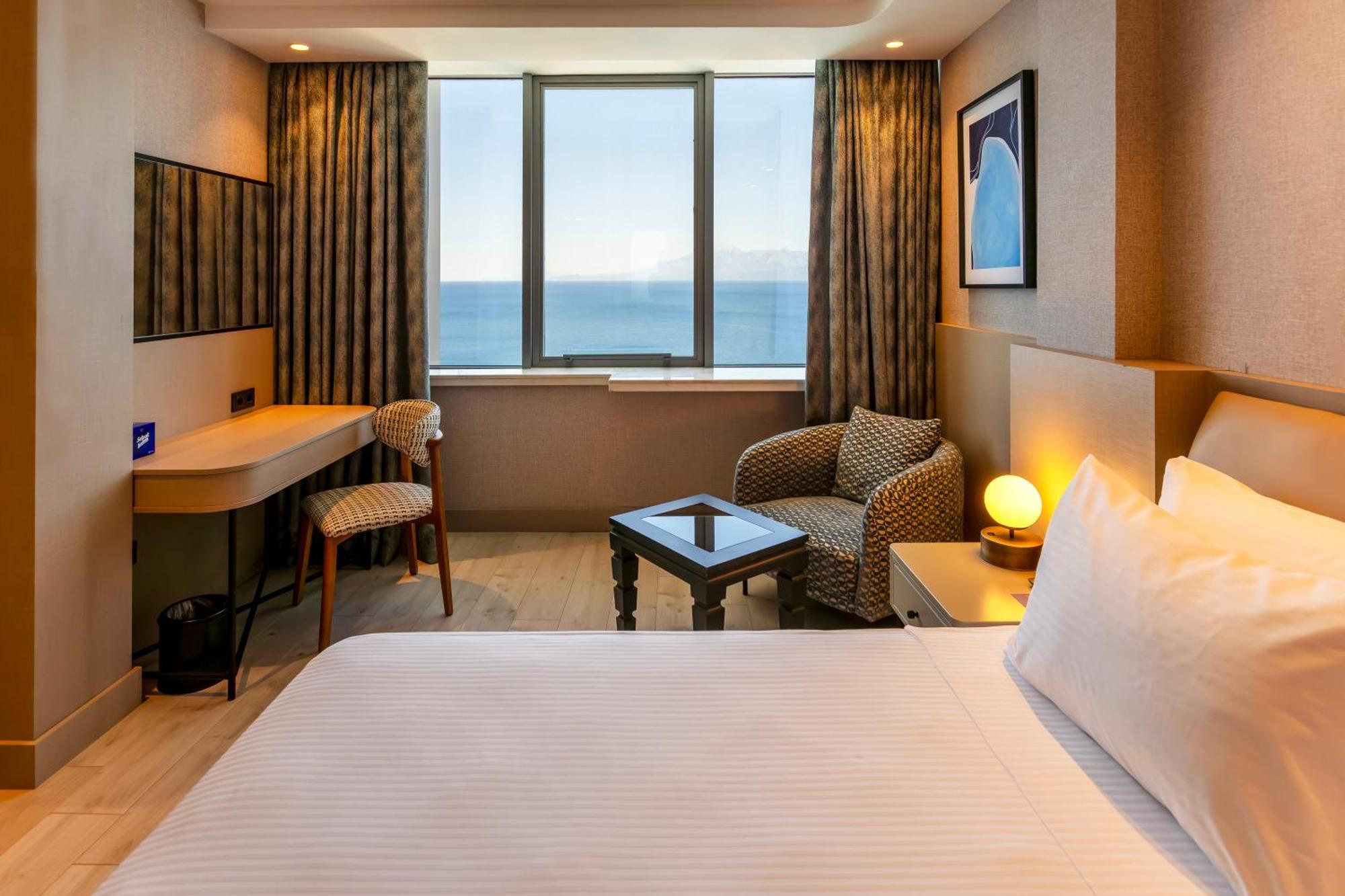 Delta Hotels By Marriott Antalya Lara - Adult Only Zewnętrze zdjęcie