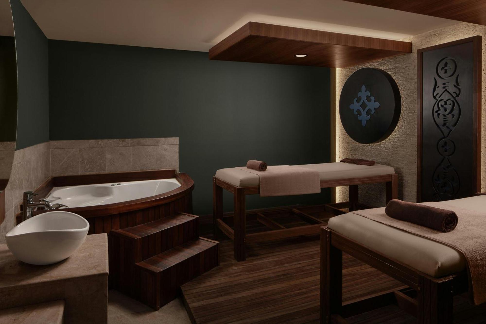 Delta Hotels By Marriott Antalya Lara - Adult Only Zewnętrze zdjęcie